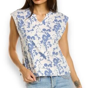 Chaser - V Neck Sleeveless Tee Women’s Tank - NWT